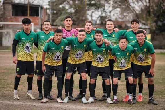 Con una goleada, Juventud volvió al triunfo y Unión superó al Liebrero - imagen de origen