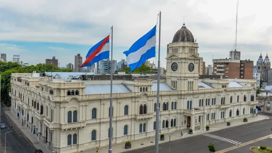El Gobierno de Entre Ríos reorganizó Modernización y trasladó a Federico Welschen a la Secretaría de Deportes | Análisis - imagen de origen