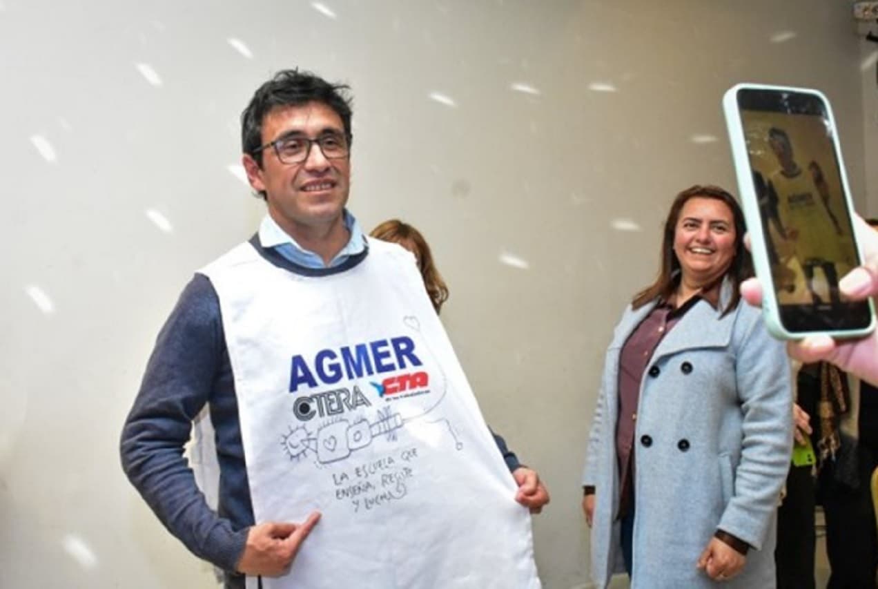 Antivero: “Estamos defendiendo el derecho a la educación” - imagen de origen