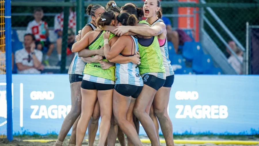Las “Kamikazes” se consagraron campeonas del mundo en Croacia | Análisis - imagen de origen