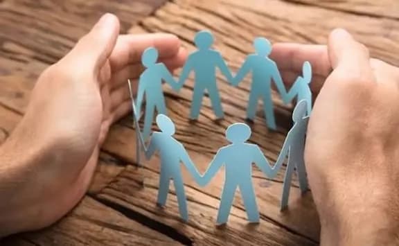 Lanzan un programa para regularizar y fortalecer las cooperativas y mutuales de Paraná - imagen de origen