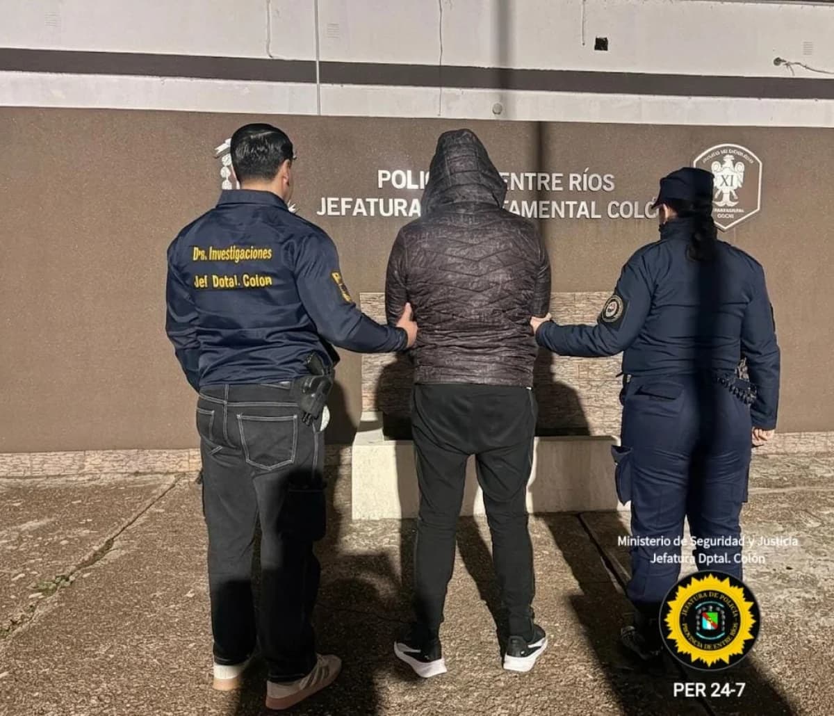 Allanamiento positivo en una onvestigación por robo de dinero en Colón - imagen de origen