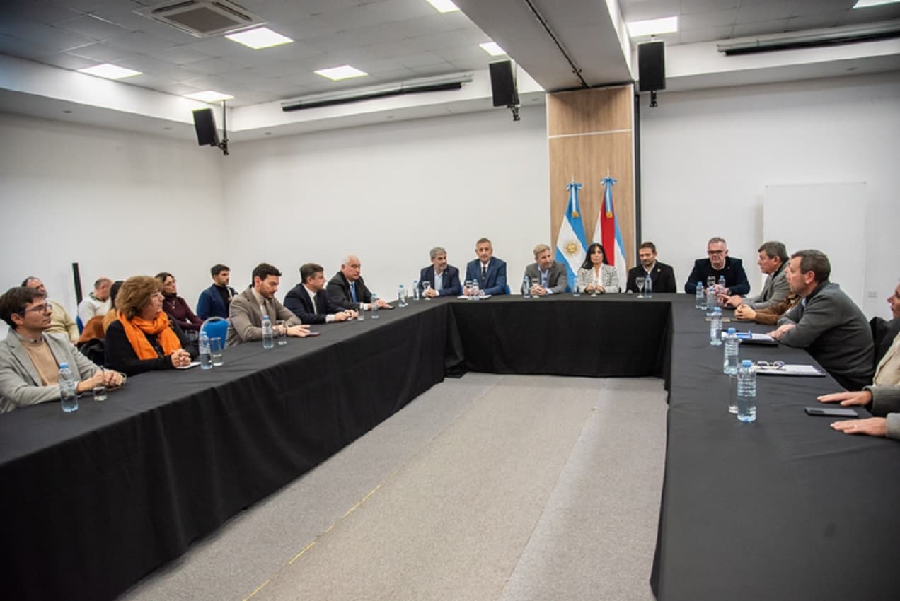 Entre Ríos presentó la Comisión Provincial Interministerial de Salud Mental y Consumos Problemáticos - imagen de origen