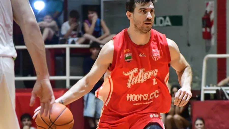 Básquet: Talleres confirmó la seria lesión de Lisandro Ruiz Moreno | Análisis - imagen de origen