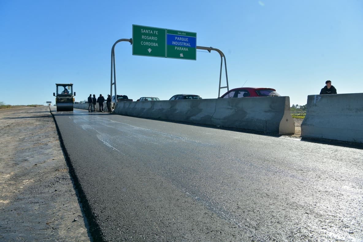 El acceso por Ruta 12 a Paraná entró en etapa final y empresas se interesaron por radicarse a la vera de la traza - Dos Florines - imagen de origen