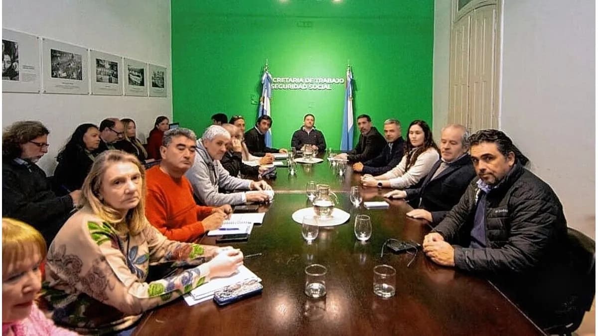 Agmer, y otros gremios docentes, volvieron a rechazar “la escasa propuesta salarial del Gobierno” - imagen de origen