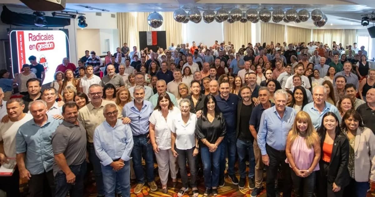 Entre Ríos: la UCR patea otra vez su interna y elige la fecha para acomodar la disputa por las listas de 2027 - imagen de origen