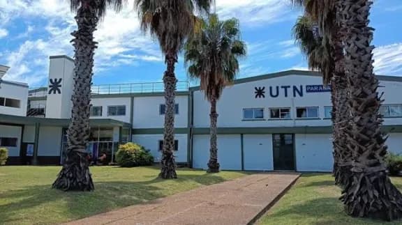 Fallo de la Corte por el financiamiento: "Abre una luz de esperanza para frenar el ahogo", afirmó el Decano de la UTN Paraná - imagen de origen