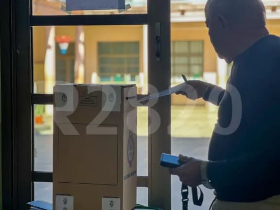 La Justicia le reconoció la ciudadanía argentina a un comerciante chino radicado en Oro Verde - imagen de origen