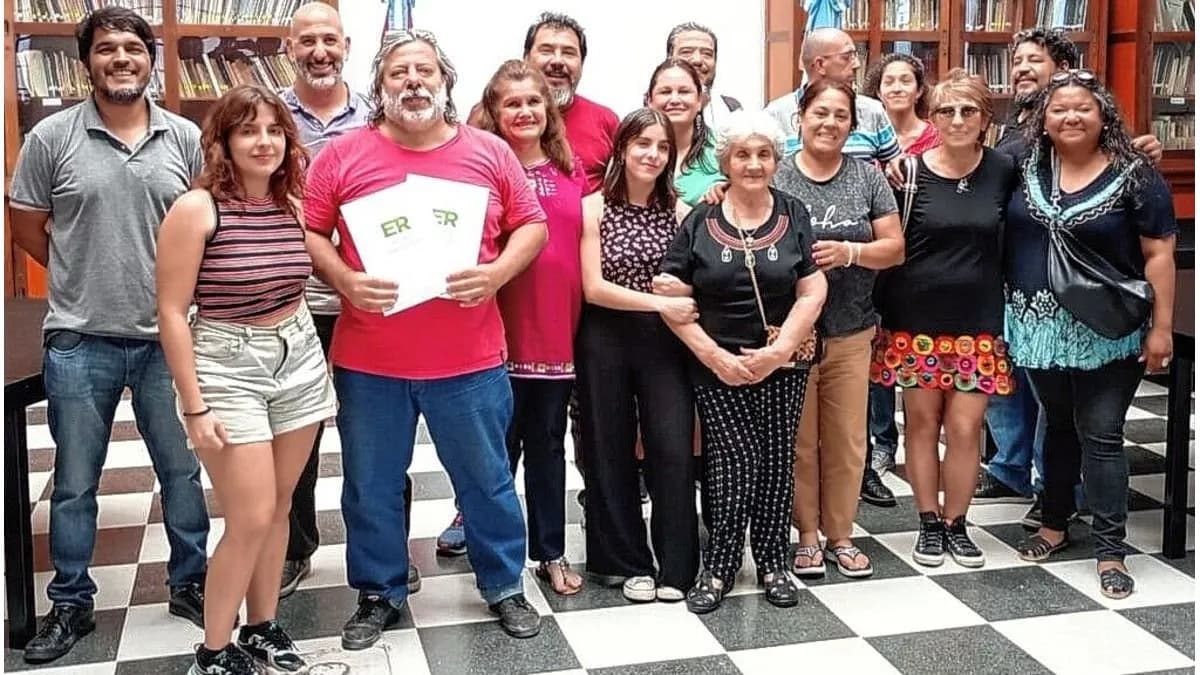 Raíz entrerriano-correntina en el Yuchán florecido de Claudio Puntel - imagen de origen
