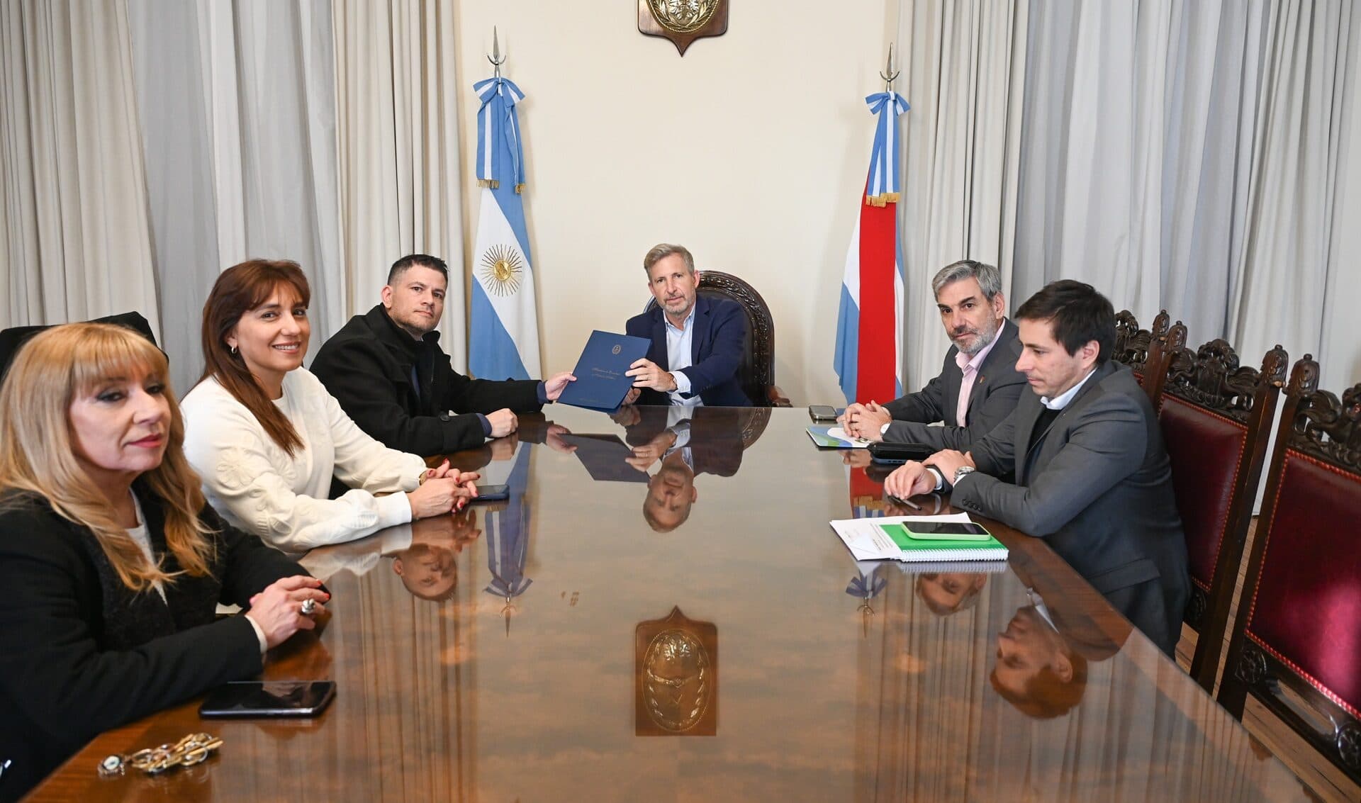 Tras reunirse con Frigerio, Arévalo cuestionó al PJ: “Deberían fijarse qué es lo que la gente quiere y necesita” - imagen de origen