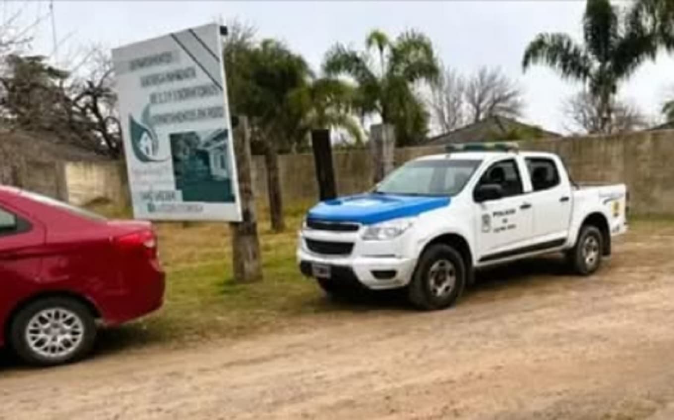 Una joven policía fue encontrada con una grave herida de arma de fuego - imagen de origen