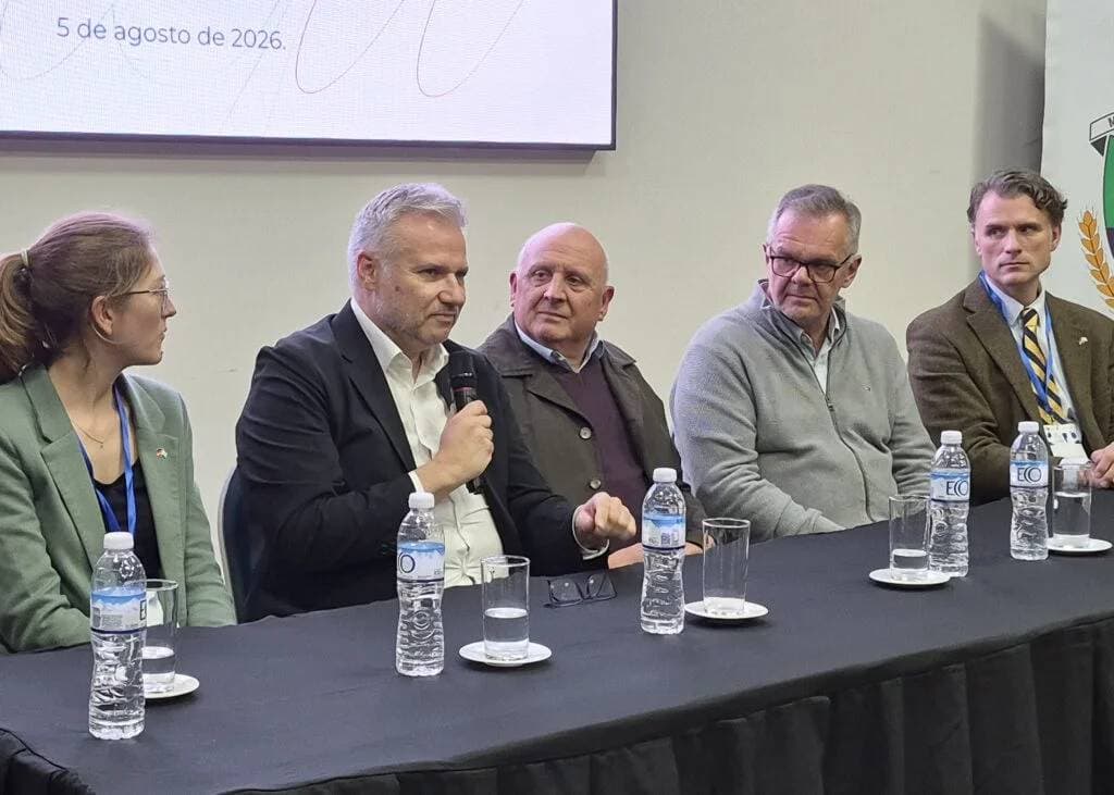Crespo fortalece su vínculo con Alemania: inversión en bioenergía, tecnología y nuevas oportunidades comerciales - imagen de origen