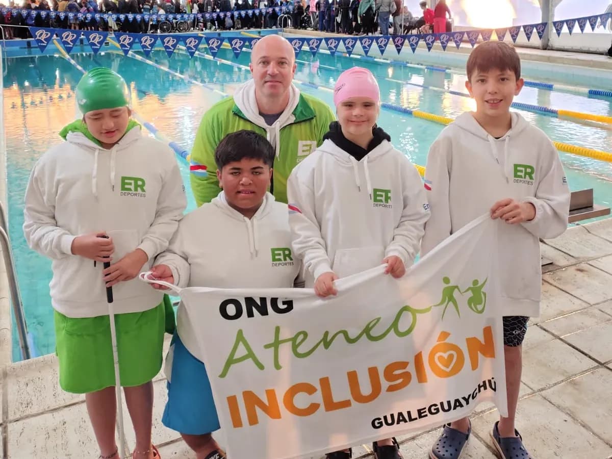 La ONG local Ateneo Inclusión representa a la ciudad en el Torneo Nacional de Natación Adaptada - imagen de origen