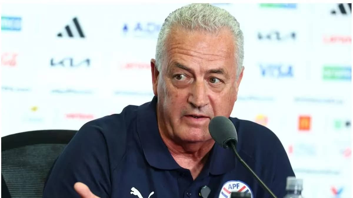Las críticas de Gustavo Alfaro a Kylian Mbappé y Francia después de la eliminación de Paraguay - imagen de origen