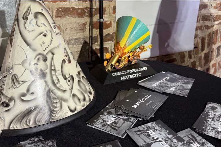El Museo del Carnaval presenta la muestra renovada “Matecito. El Corso Verdadero” - imagen de origen