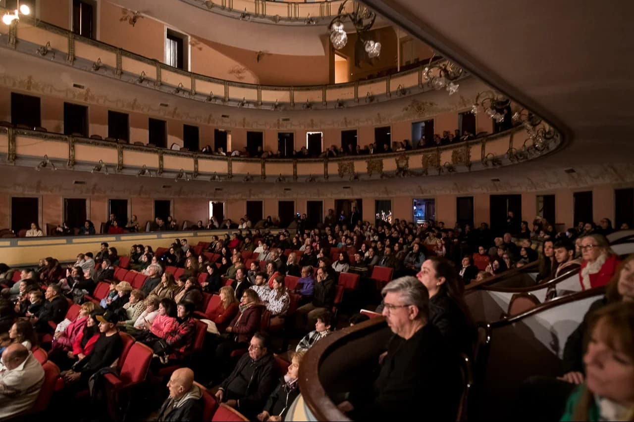Vacaciones de invierno: el Teatro 3 de Febrero propone un mes repleto de espectáculos para toda la familia - imagen de origen