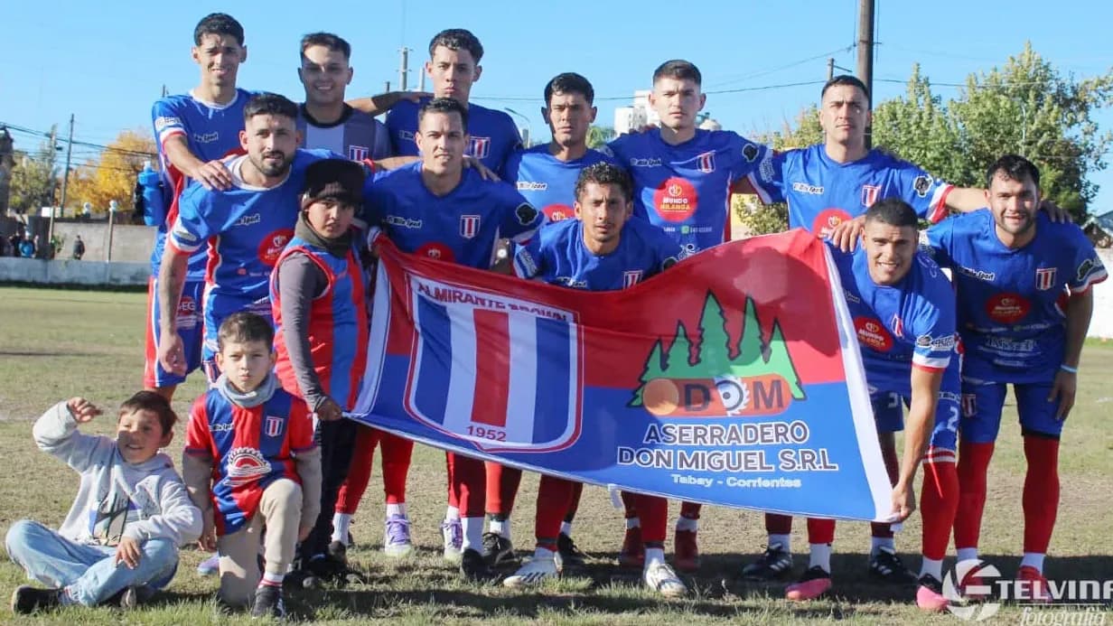 Almirante Brown venció a Atlético Charrúas y sigue acechando al puntero - imagen de origen