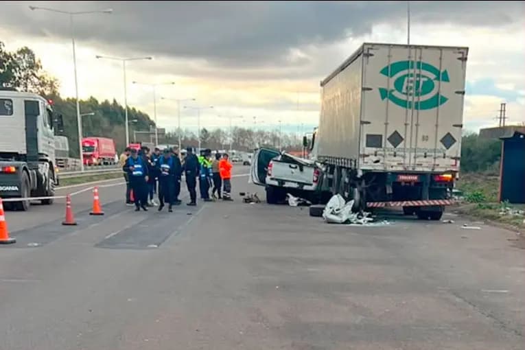 Choque fatal en Ruta 14: qué se sabe de la familia y cómo fue el accidente en el que murieron una mujer y su hijo - imagen de origen