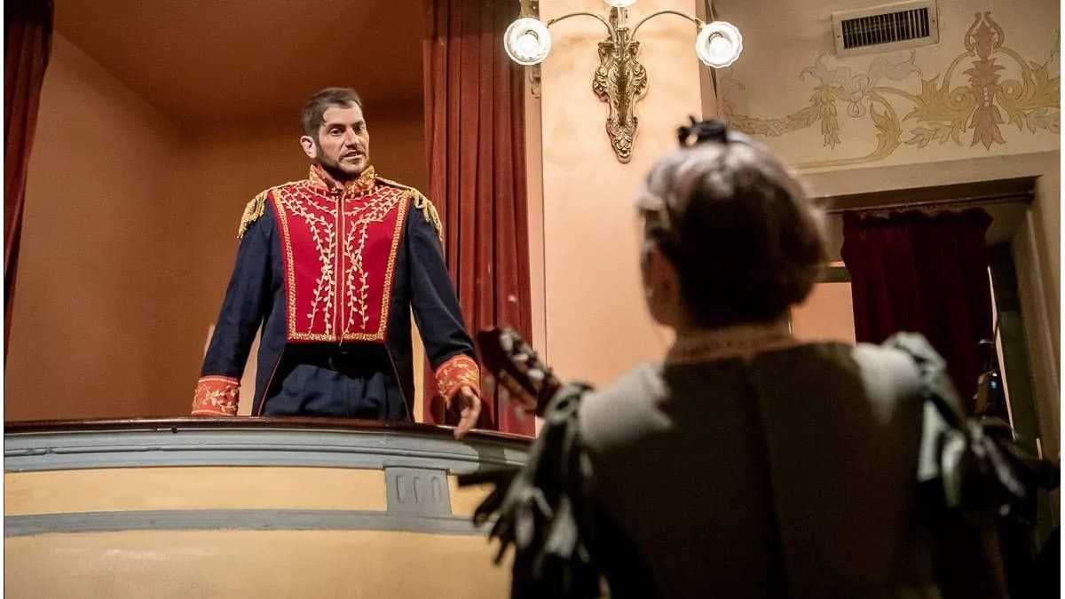 El Teatro 3 de Febrero de Paraná fue escenario de la Gala Patria por el 210° aniversario de la Independencia - imagen de origen