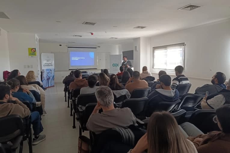 Comenzó un nuevo mes de capacitaciones en Emergencias hospitalarias con una ponencia sobre ACV - imagen de origen