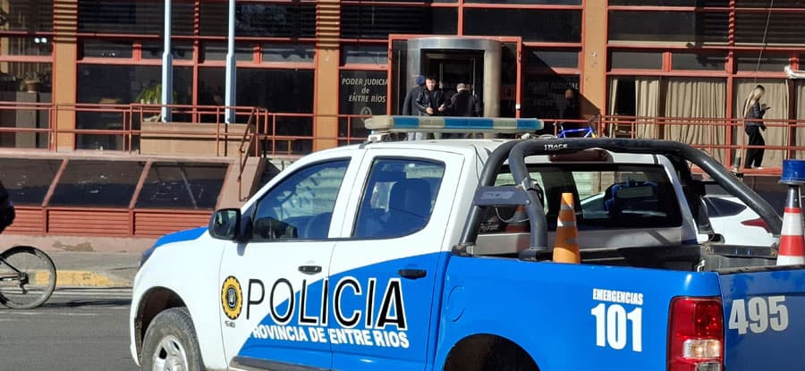 Convocatoria a profesionales para la dirección de obra en el edificio de Tribunales de Concepción del Uruguay - imagen de origen
