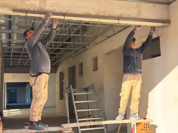 Comenzó la etapa final de la obra de la Escuela Técnica en Larroque - imagen de origen