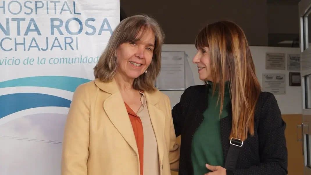 Dejan cesante a médica: críticas de una exministra - imagen de origen