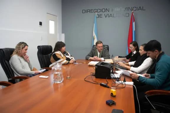 Presentaron ofertas para la construcción de alcantarillas y calzadas sumergibles para el departamento Federal - imagen de origen