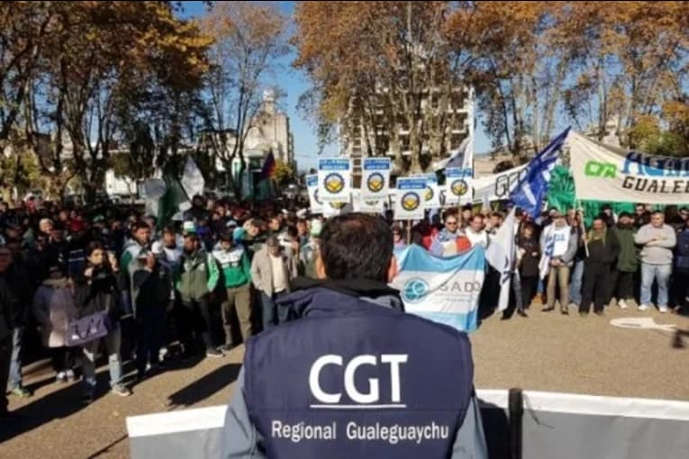 Los despidos en empresas afectarán aún más al comercio local, advierte la CGT Gualeguaychú - imagen de origen