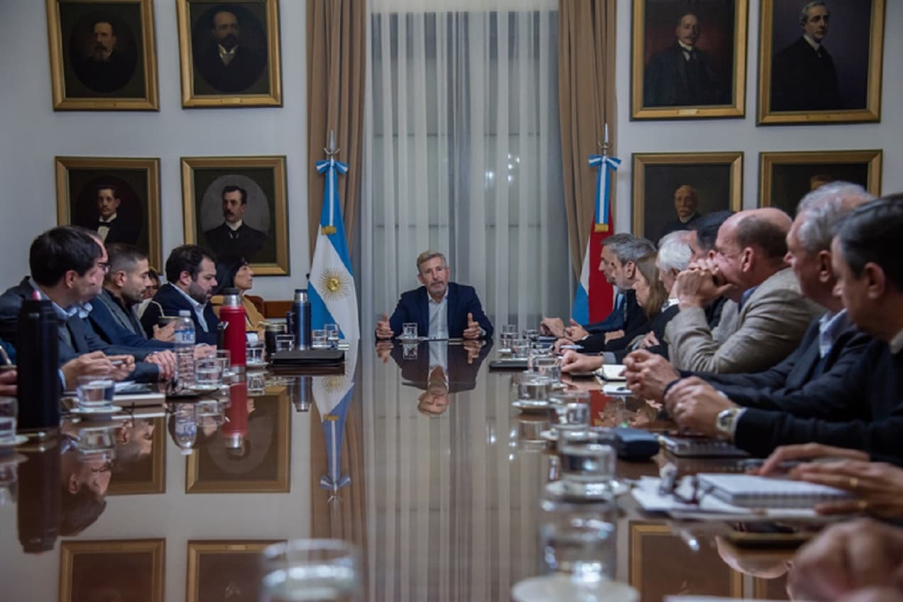 Obras, producción, salud y energía marcaron la agenda de la reunión de gabinete - imagen de origen