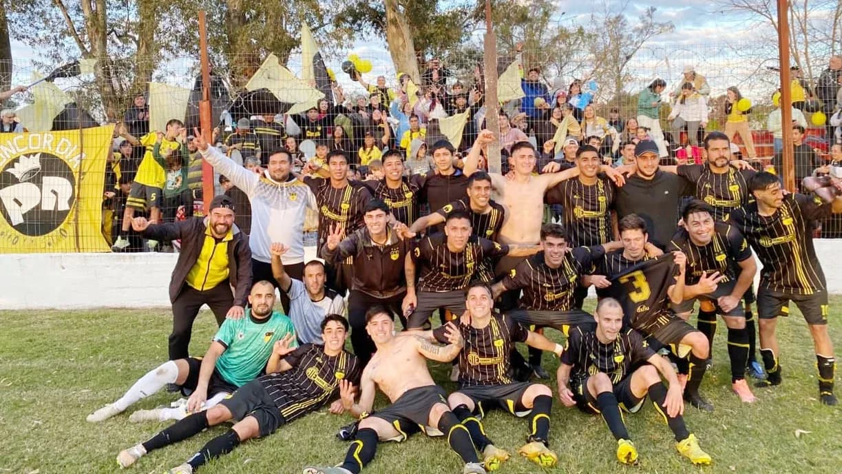 Comunicaciones venció a Salto Grande y se clasificó al Regional - imagen de origen
