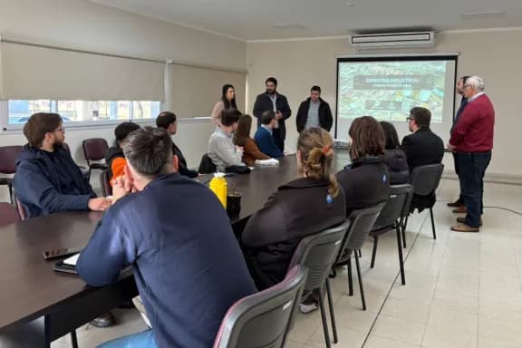 La Municipalidad de Paraná fortalece acciones para una producción más sostenible en el Parque Industrial - imagen de origen