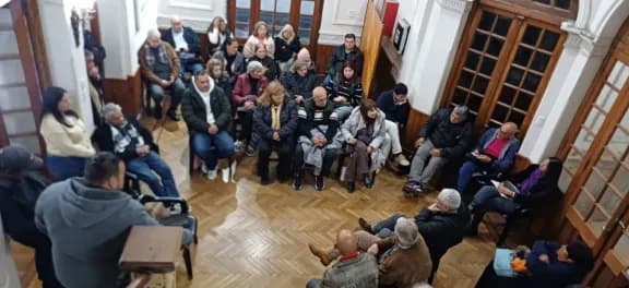 Al recordar a Perón, el PJ Paraná rechazó la reforma jubilatoria y llamó a “trabajar por la unidad - imagen de origen