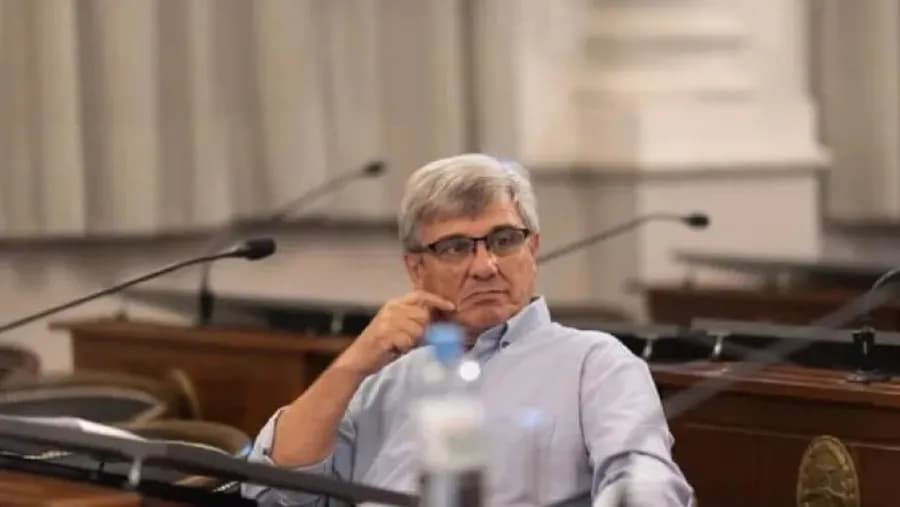 Dal Molín: “Fue un error presentar el pedido de jubilación, pido disculpas y ya pedí el retiro del trámite” | Análisis - imagen de origen
