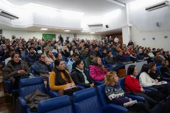 Docentes se capacitaron en prevención y actuación ante reacciones alérgicas graves - imagen de origen
