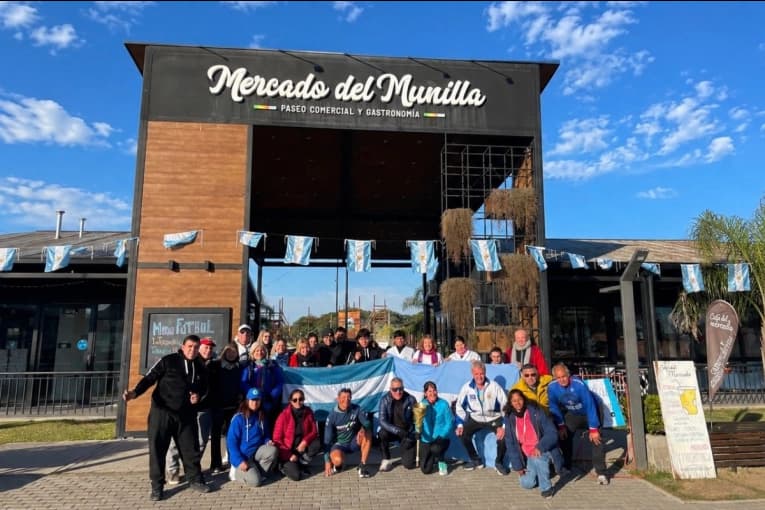 La llama olímpica cerró su recorrido en el Mercado del Munilla - imagen de origen