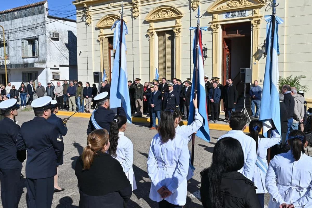 La ciudad celebró el aniversario Nº 216 de la Prefectura Naval Argentina - imagen de origen