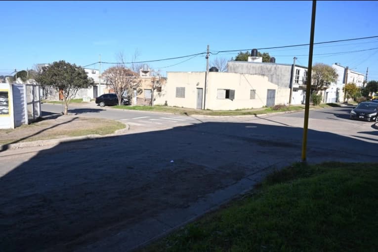 Comienza el asfaltado de 150 cuadras: el lunes inician en la zona del Hospital Centenario - imagen de origen