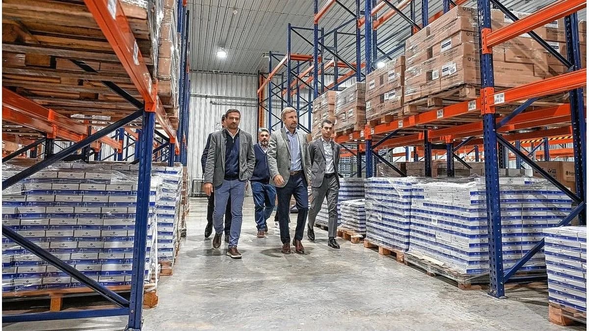 Frigerio presentó un sistema centralizado para comprar medicamentos con ahorro y mayor control estatal - imagen de origen