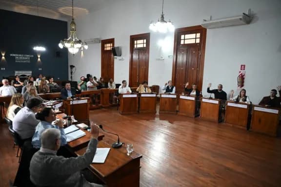Gualeguaychú: Denunciaron a un concejal por presunto abuso sexual y la Justicia analiza medidas restrictivas - imagen de origen
