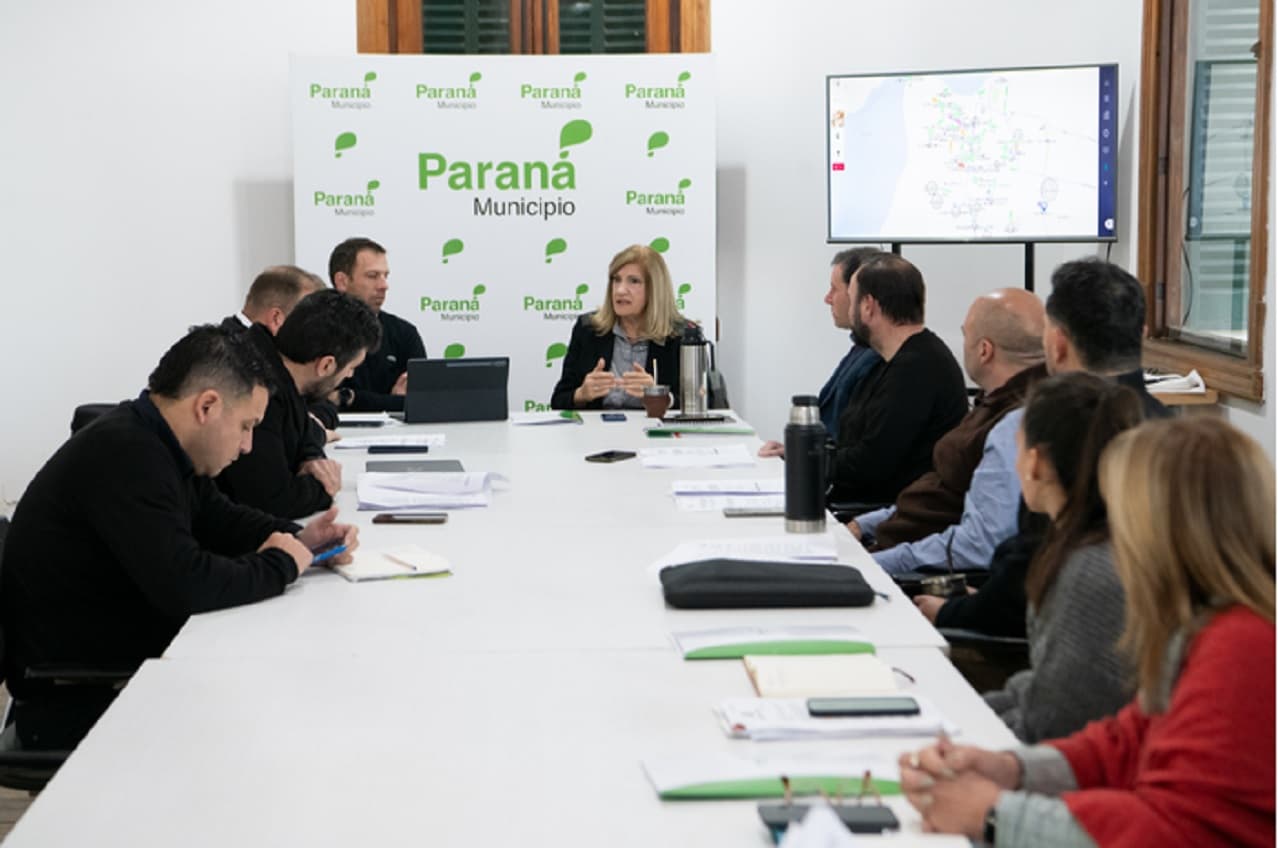 El órgano de control y monitoreo del transporte público de Paraná se reunió para evaluar el desempeño del sistema - imagen de origen