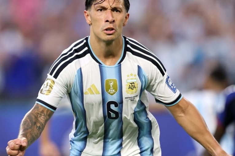 Lisandro Martínez: "No quería saber más nada con el fútbol” - imagen de origen