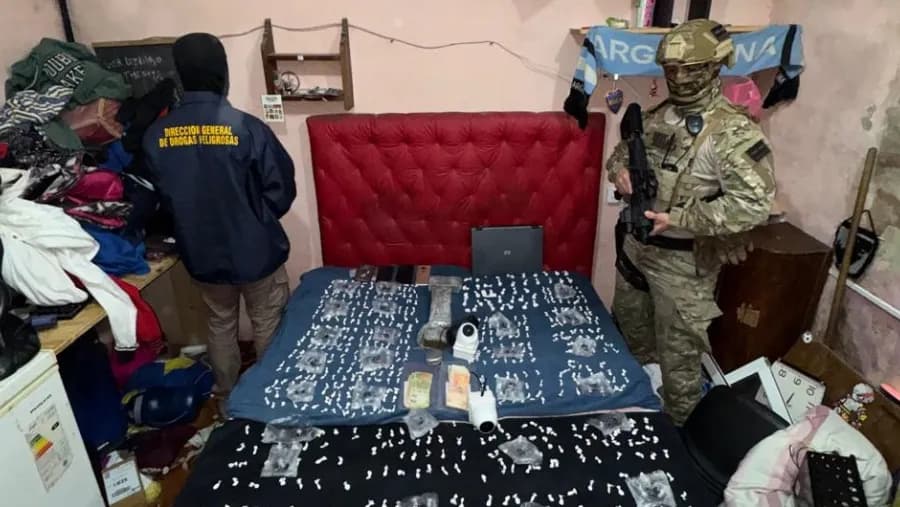 En un allanamiento por presunto narcotráfico, detuvieron a siete personas en Paraná | Análisis - imagen de origen