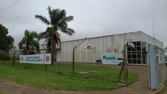 Gualeguaychú: dictaron la conciliación obligatoria en el conflicto entre Laboratorios Pyam y los trabajadores despedidos - imagen de origen