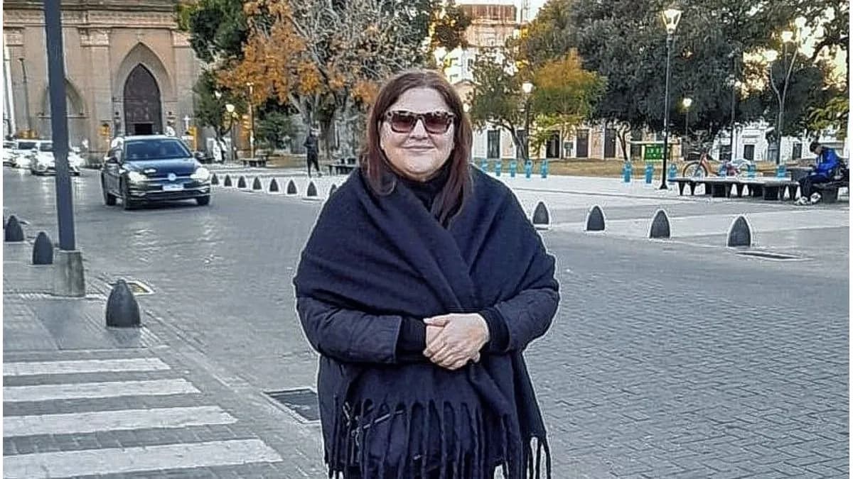 Enriqueta Torné: “Las pantallas anulan cogniciones que la lectura en papel desarrolla” - imagen de origen