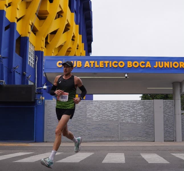 Running. El asfalto no pasa de moda - imagen de origen