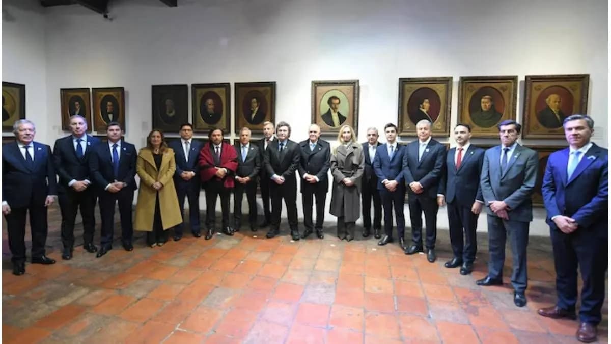 Acto por el 9 de Julio: Milei reunió a 13 gobernadores y habló del “cruce de Los Andes económico” - imagen de origen