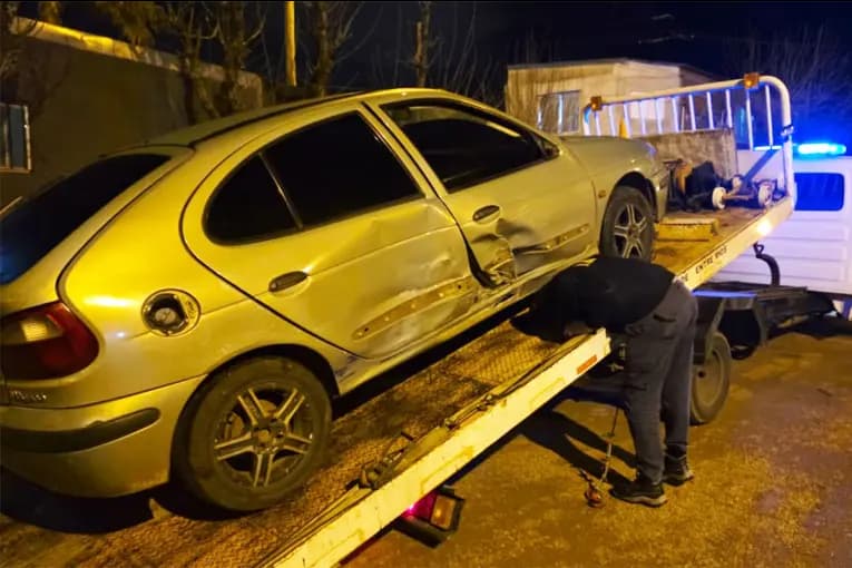 Detuvieron al conductor acusado de abandonar a un policía tras un grave choque - imagen de origen