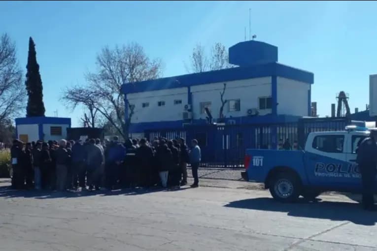 Unión Bat incumplió la conciliación obligatoria y no dejó ingresar a los trabajadores - imagen de origen